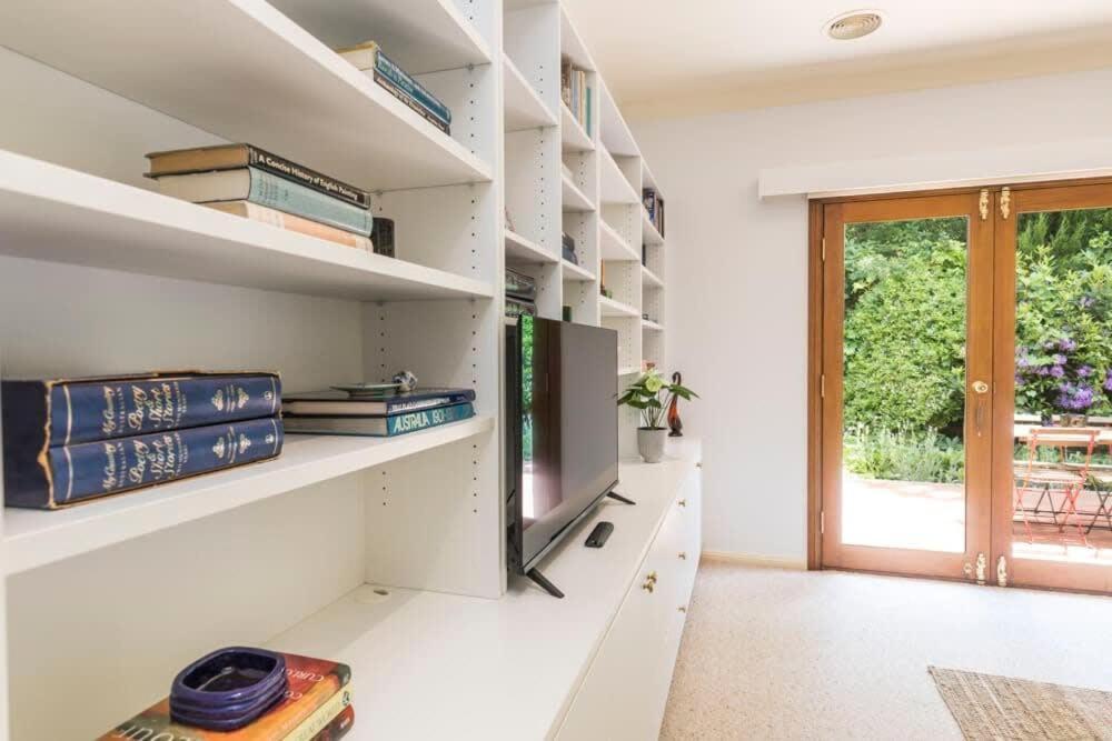 3 Bdrm 2 Bthrm House Close To Canberra Cbd & Anu 외부 사진